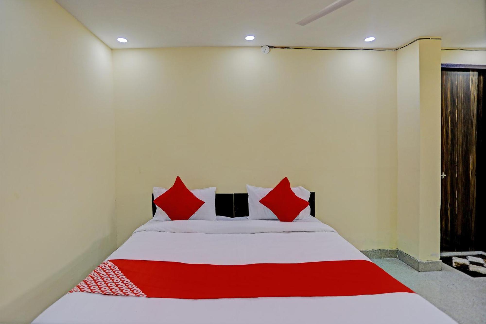 O Park Palace Hotel New Delhi