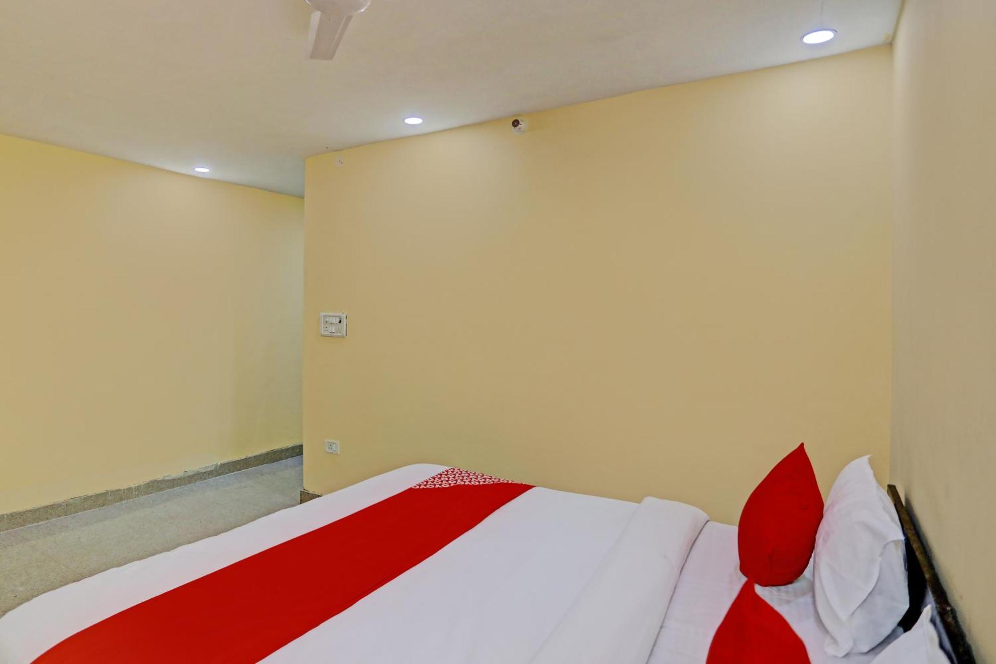 O Park Palace 3* New Delhi